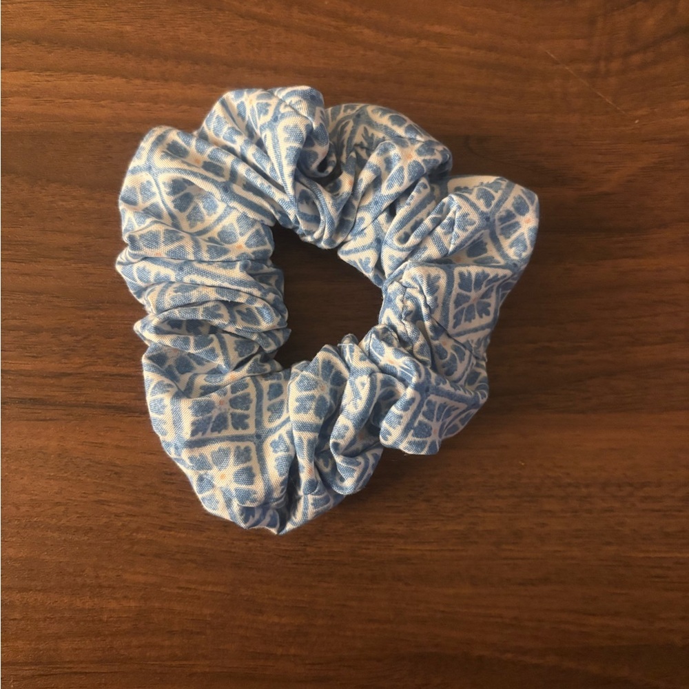 Blue Patterned Hair Scrunchie